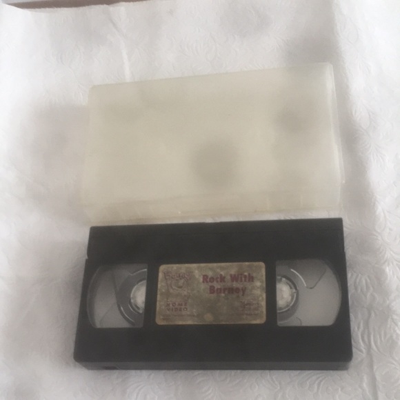 Vintage. Rock With Barney 1991 VHS#98081 Sing-Along - Picture 4 of 5